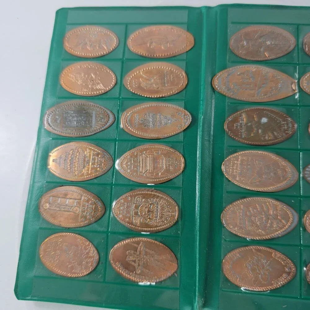 Pressed Pennies Collecting Book San Antinio Zoo Sea World Universal Studios